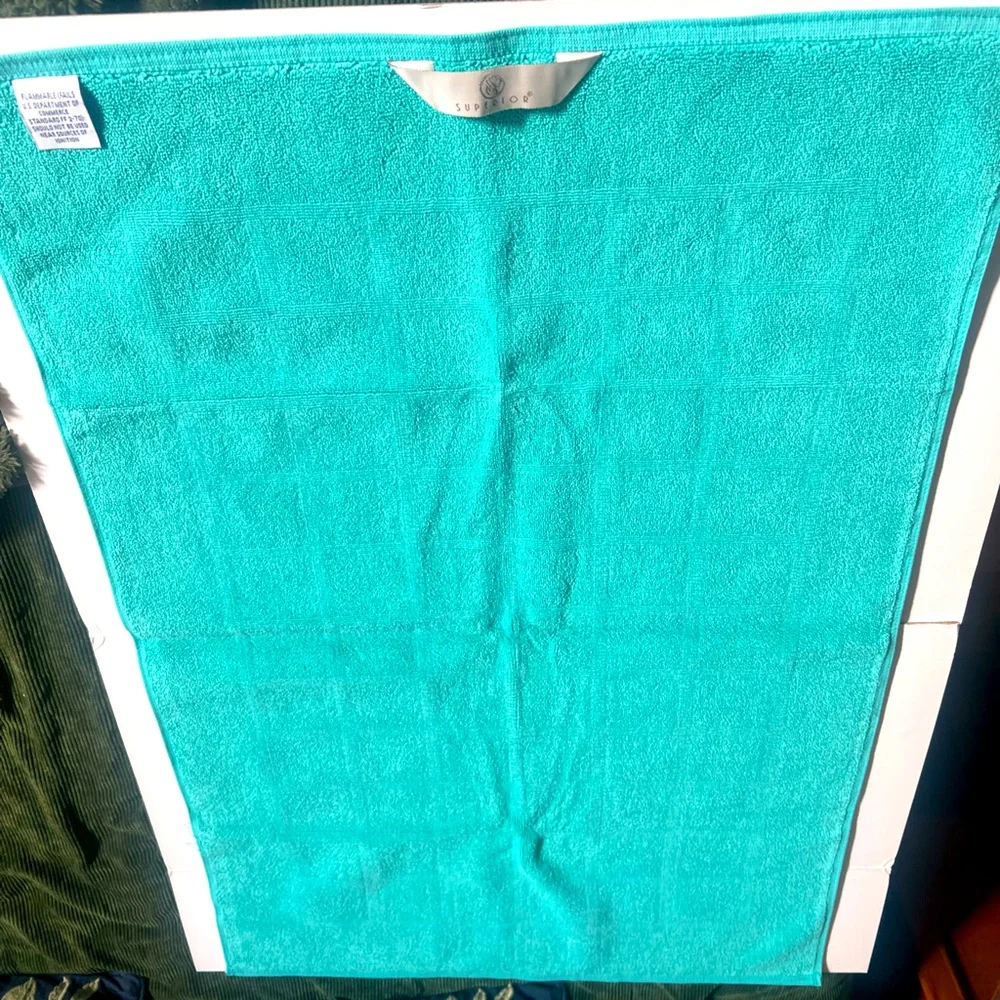 NEW 2 bath mats Nora Collection by Superior. Turquoise. NWT